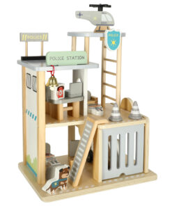 Alternative view of Puidust mängukomplekt - politseijaoskond
