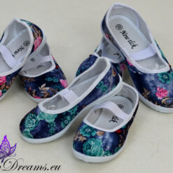 Unikaalse mustriga lillelised jalanõud