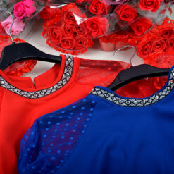 Õrnalt läbikumavad käised kleidil