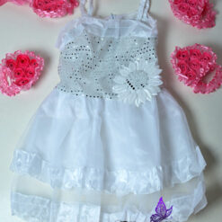 Kleit väikesele pidupäevakangelasele