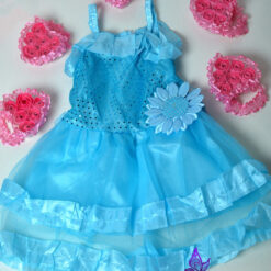 Kaunis printsessikleidi stiilis kleit