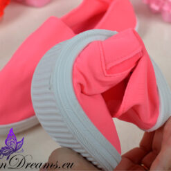 Venivad vabaajajalatsid naistele – Soodukas.Com Elastne ja pehme pealismaterjal