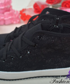 Sädelev-pitsilised ketsid-7643