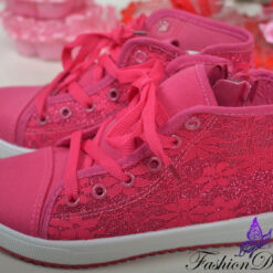 Sädelev-pitsilised ketsid-7645