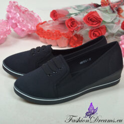 Alternative view of Kiilkontsaga tennis-kingad