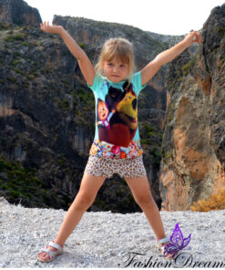 Alternative view of Maša ja karu T-särk