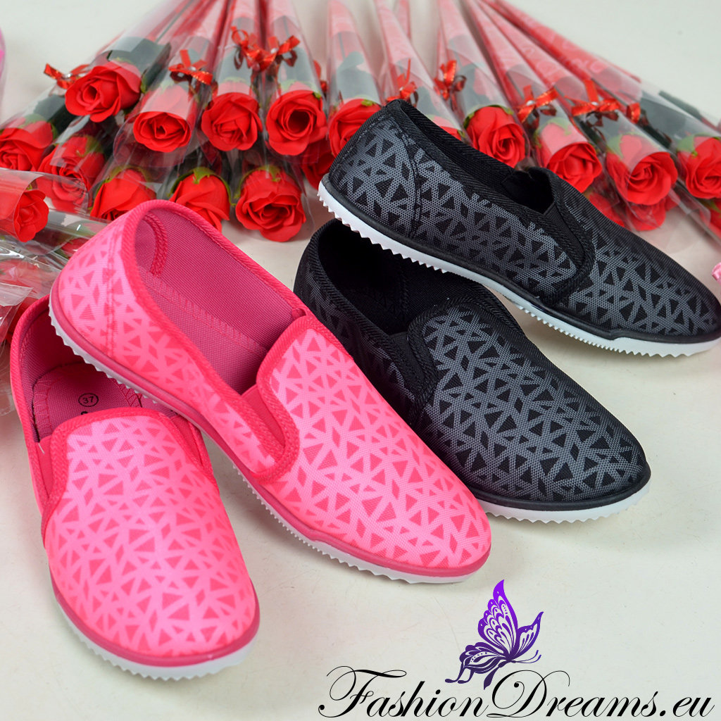 Slip-on tennised, vabaaja-jalatsid