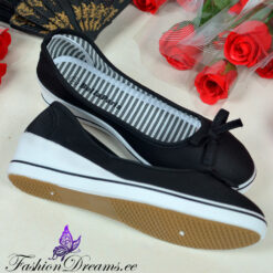 Alternative view of Kiilkontsaga tennis-kingad