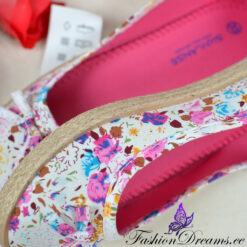 Alternative view of Baleriinad (30-35)