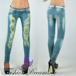 Lõhkised teksad kivikestega