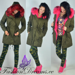 Karvase kapuutsiga parka