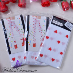 Alternative view of Valged südametega sukad