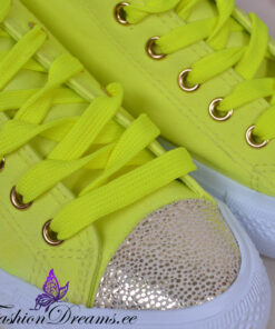 Alternative view of Tennised