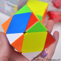 Alternative view of Skewb ruubiku kuubik