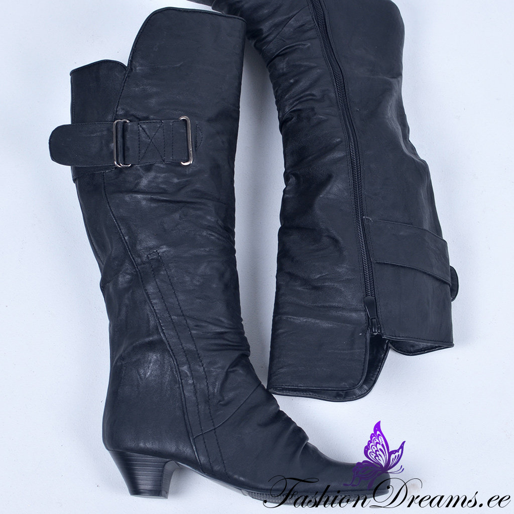 Kõrge säärega saapad