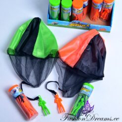 langevarjuga mänguasi