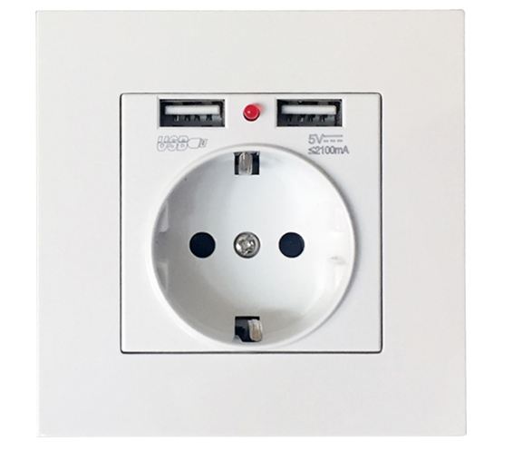 Pistikupesa kahe USB-pesaga