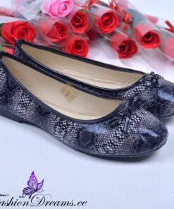 baleriinad ussinaha mustriga