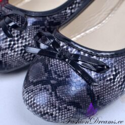 baleriinad ussinaha mustriga