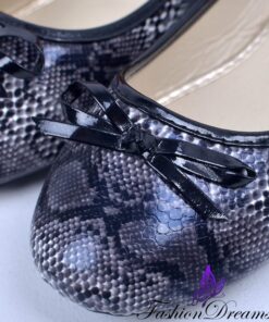 baleriinad ussinaha mustriga