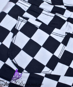 Alternative view of Ruudulised lühikesed püksid