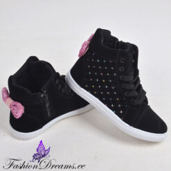 Litrite ja lipsukestega ketsid