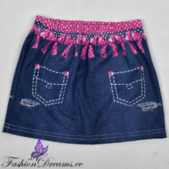 Alternative view of Maša ja karu seelik