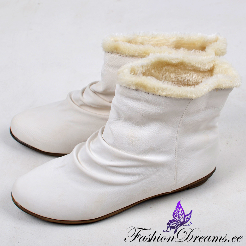 Valged poolsaapad – Soodukas.Com Valged poolsaapad