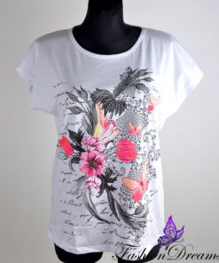 T-särk lillede ja liblikatega