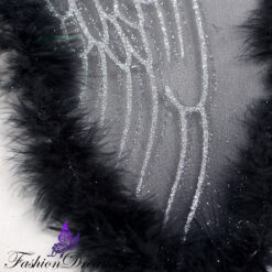 Mustad ingli tiivad Soodukas.Com