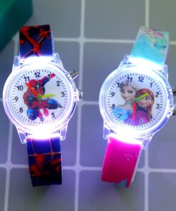 Alternative view of Ämblikmehe käekell valgustusega