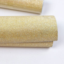 Isekleepuv sädelev paber