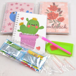 Märkmik teemanditikandiga