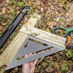 Nurgik puusepale (Johnsoni kolmnurk) Soodukas.Com