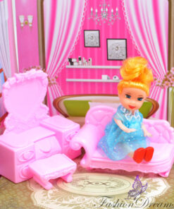 Alternative view of Nukumaja koos mööbli ja nukuga