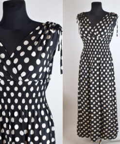 tapiline maksikleit must