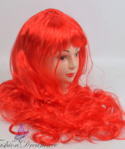 Punane pikkade juustega parukas