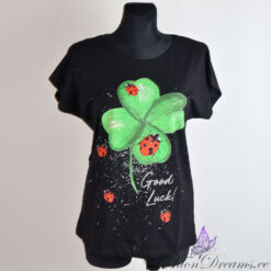 T-särk lepatriinudega