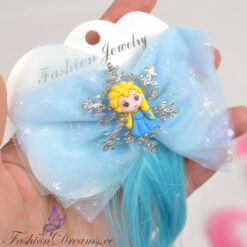 Klamber värviliste juustega