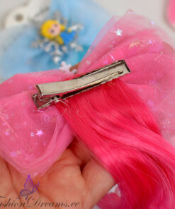 Klamber värviliste juustega