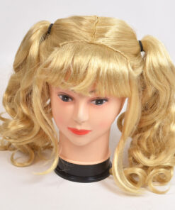 Blond patsidega parukas