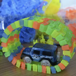 Isesõitev auto autorajale Soodukas.Com