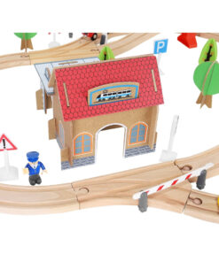 Puidust raudtee komplekt isesoitva rongiga 3