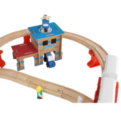 Puidust raudtee komplekt isesõitva rongiga Soodukas.Com