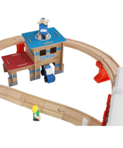 Puidust raudtee komplekt isesoitva rongiga 5