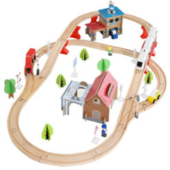 Puidust raudtee komplekt isesõitva rongiga Soodukas.Com