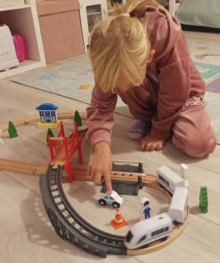 puidust raudtee komplekt isesoitva rongiga 5 1