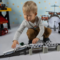 Suur 9m raudtee elektrirongiga Soodukas.Com