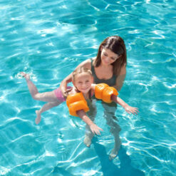 Alternative view of Ujumiskätised 3-6a