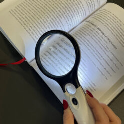 Suurendusklaas valgustusega / luup – Soodukas.Com Suurendusklaas valgustusega / luup Soodukas.Com